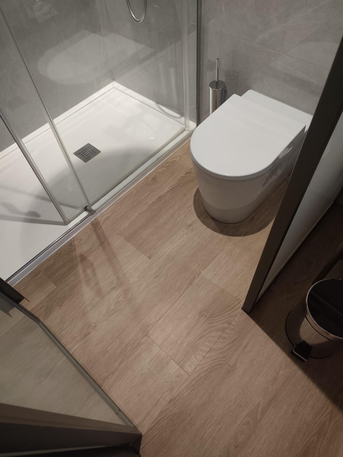 Reforma de baño con plato de ducha